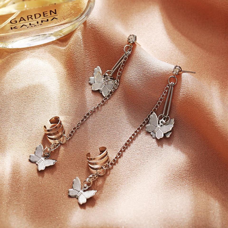 Treat Your Bridesmaids: A Wedding Jewellery Guide